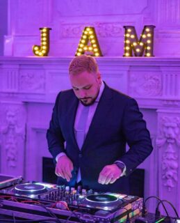The life of the party returns! We’re excited to announce that DJ Montone will be returning to JAM. We look forward to seeing you out on the dance floor next Friday!